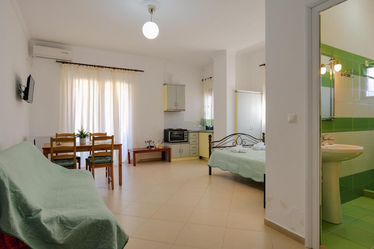 Malasi Apartments Ksamil Exterior photo